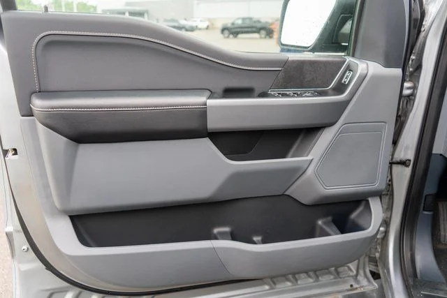 2025 Ford F-150 XLT - Photo 11