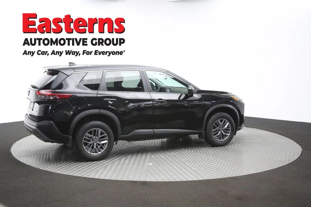 Used 2023 Black Nissan S image 38