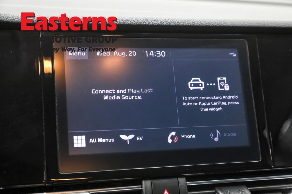 Used 2022 Gray Kia EX image 19