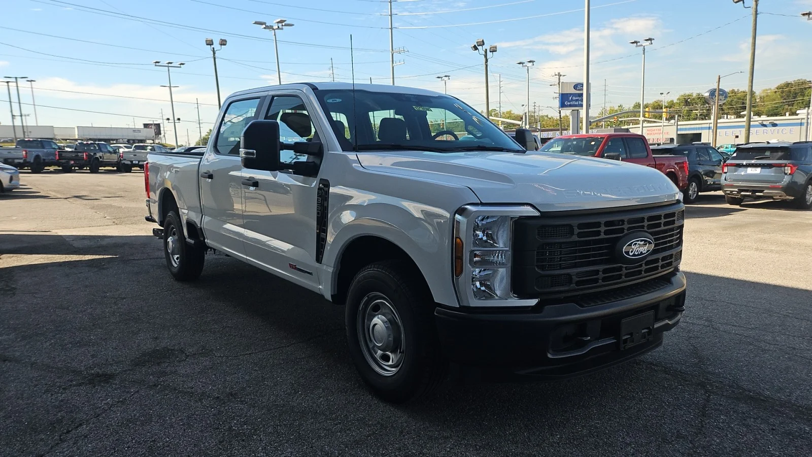 New 2027 Oxford White Ford XL 2WD image 6