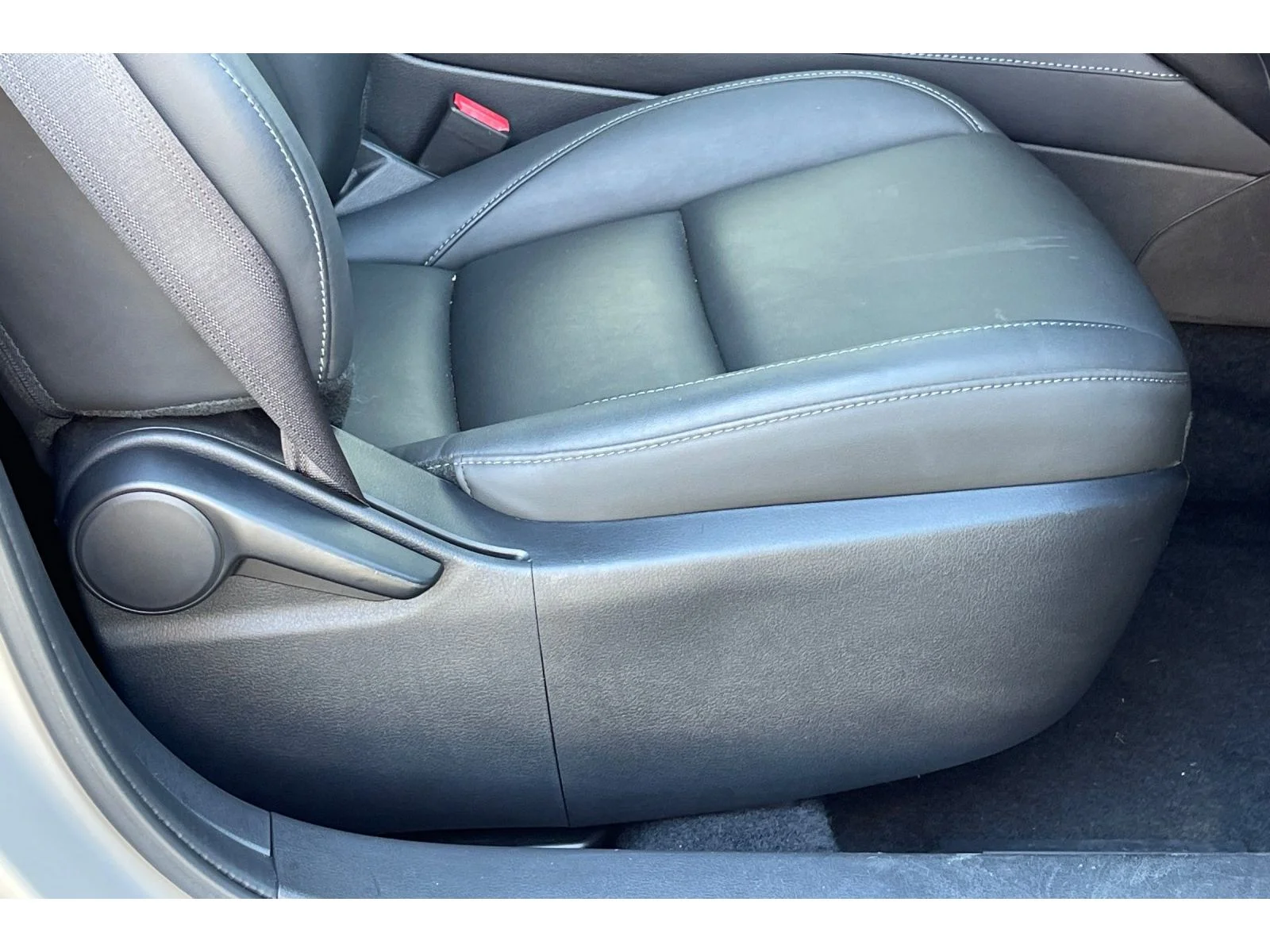 Used 2023 Platinum Quartz Metallic Mazda 2.5 S Preferred Package image 23
