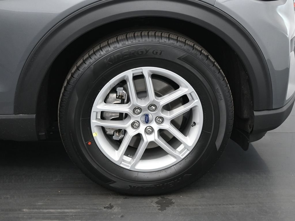 New 2026 Carbonized Gray Metallic Ford Active image 23