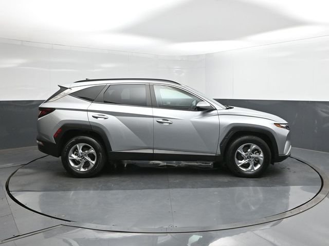 Used 2024 Silver Hyundai SEL image 11