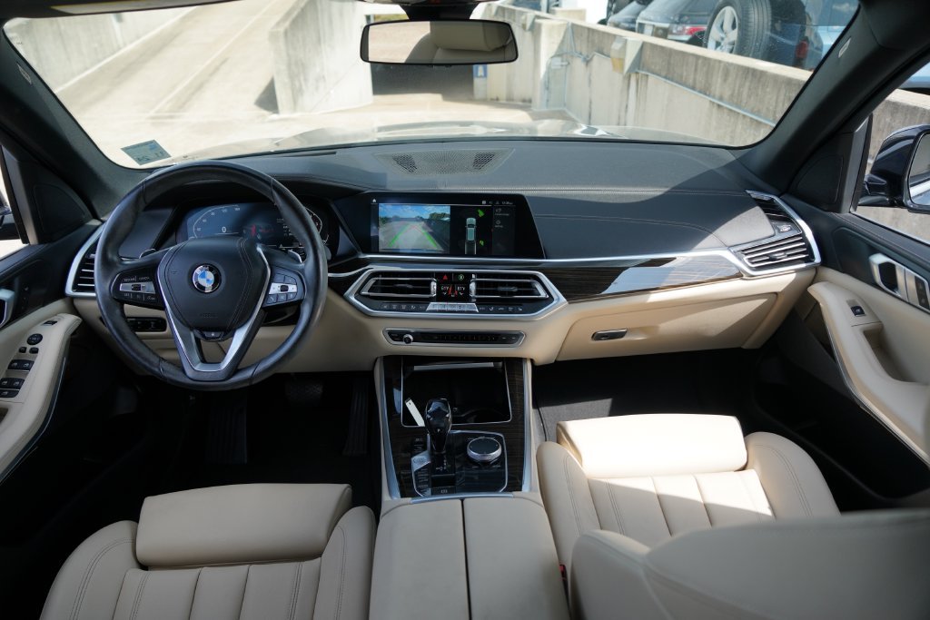 Used 2020 Dark Graphite BMW sDrive40i image 26