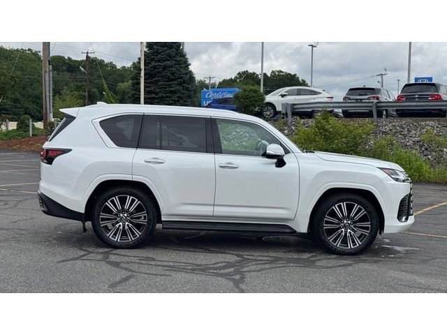 New 2026 Eminent White Pearl Lexus LUXURY image 11