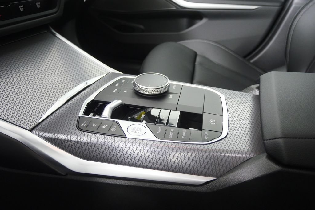 2026 BMW 3 Series 330i - Photo 23