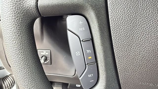 2025 Chevrolet Express Cargo Work Van - Photo 22