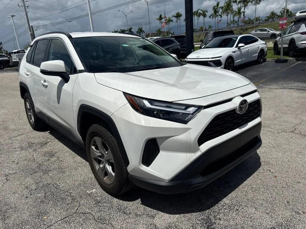 Used 2024 Ice Toyota XLE image 1