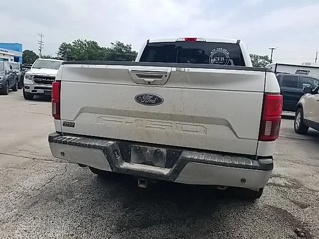 Used 2018 White Ford XL image 19