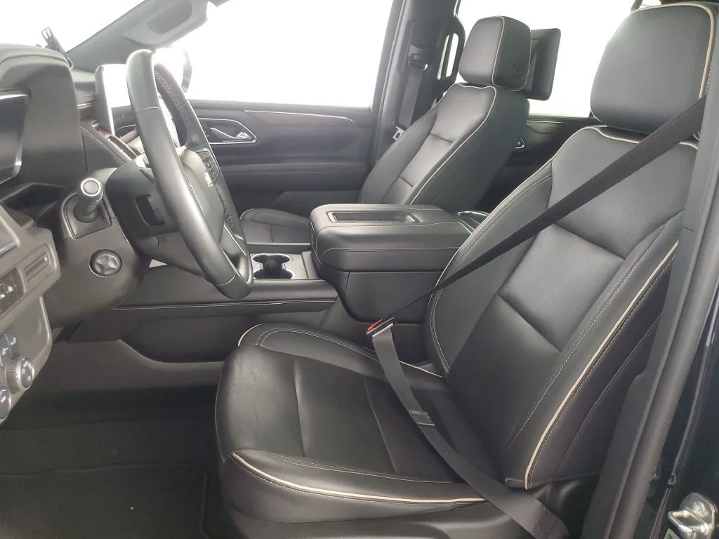 Used 2023 BLACK Chevrolet Premier image 12