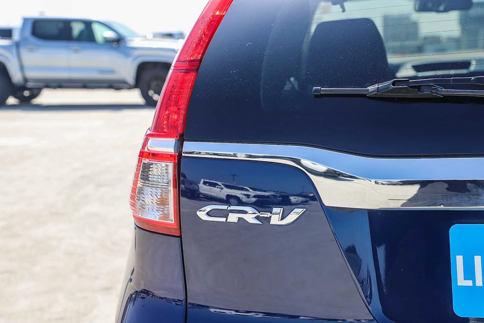 Used 2016 Blue Honda Touring image 9