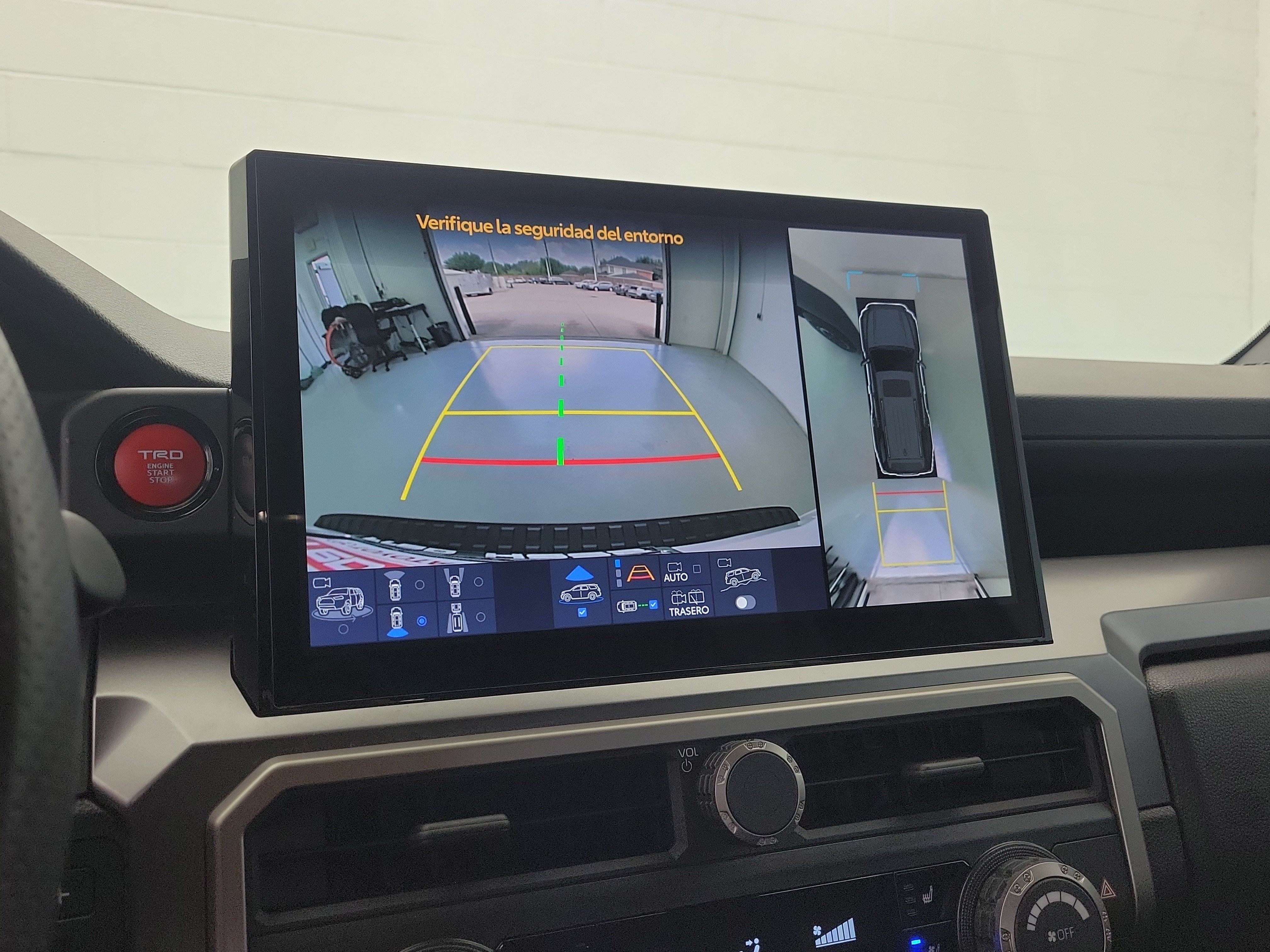 Used 2025 Ice Toyota TRD Off-Road Premium image 27