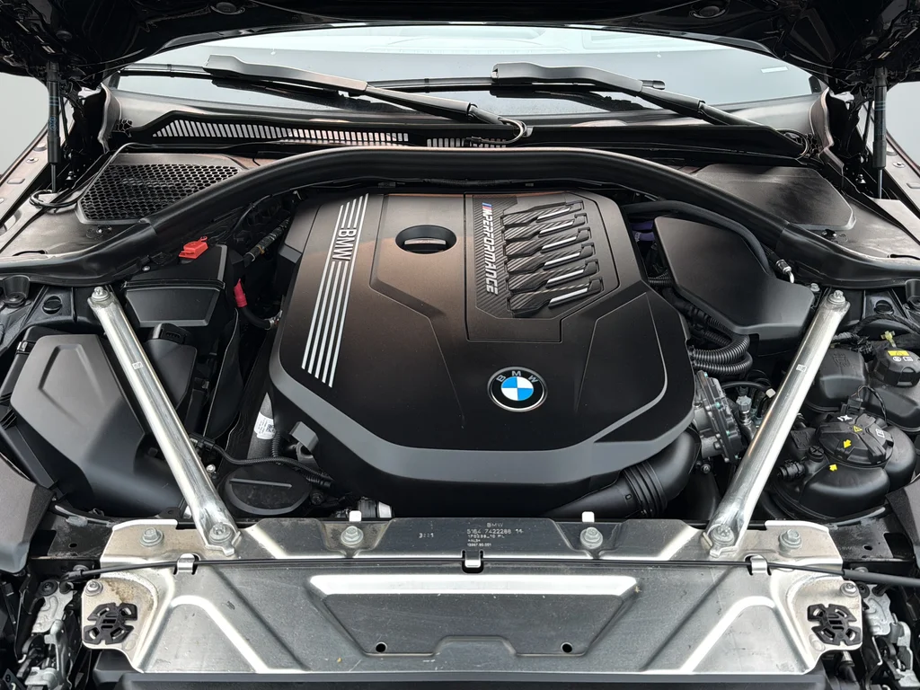 Used 2022 Black BMW M440i xDrive image 31