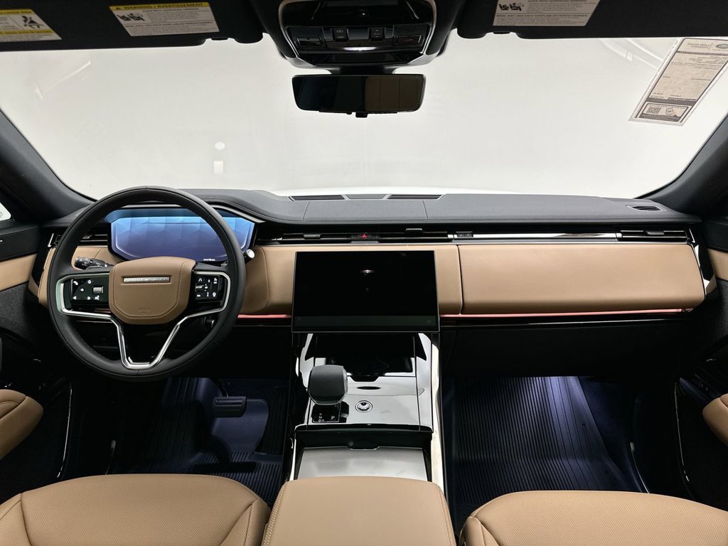 New 2027 Fuji White Land Rover SE image 8