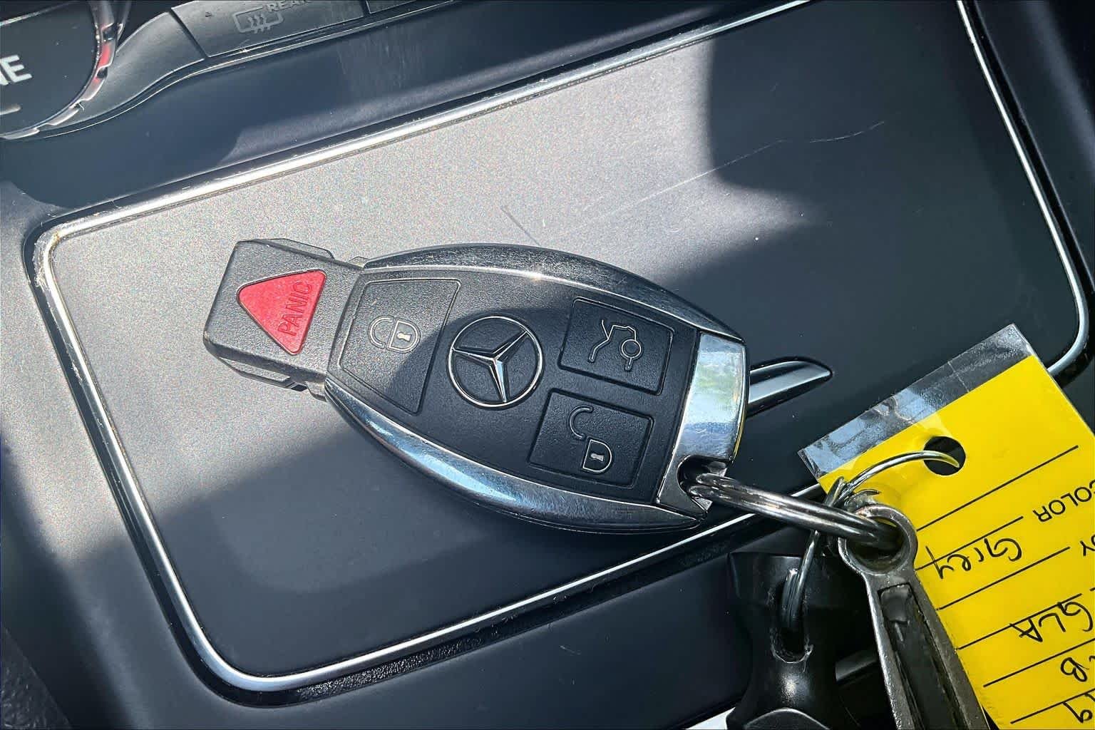 Used 2019 Mountain Grey Metallic Mercedes-Benz GLA 250 image 15