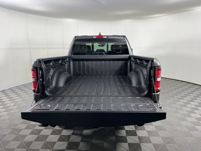 New 2026 Granite Crystal Metallic Clear-Coat Exterior Paint RAM Big Horn/Lone Star image 6