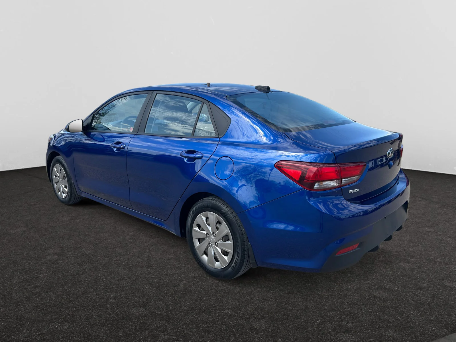 Used 2019 Blue Kia LX image 3