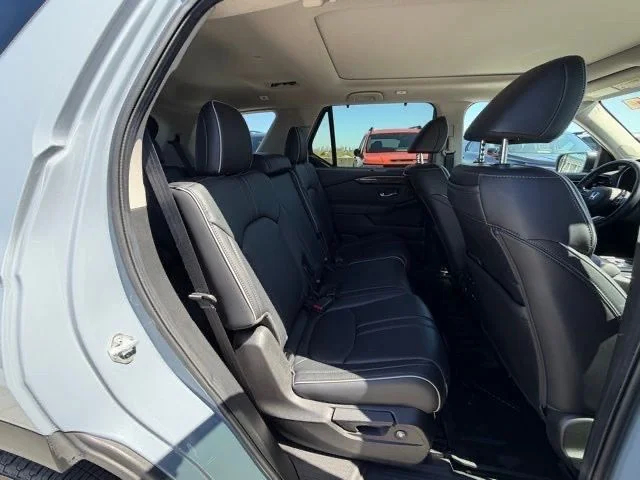 Used 2023 Gray Honda Elite image 13