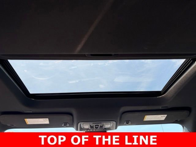 2025 Chevrolet Silverado 1500 High Country - Photo 17
