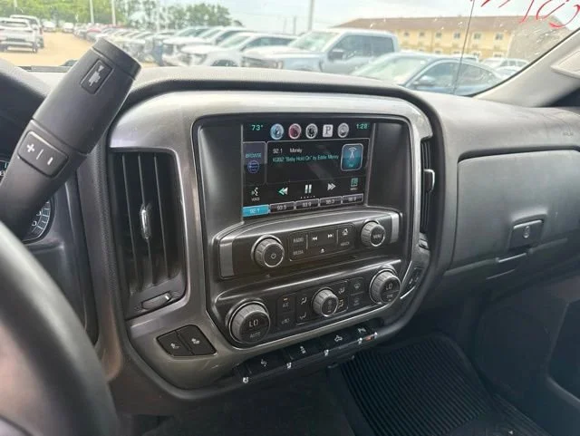 2015 Chevrolet Silverado 1500 LT - Photo 15
