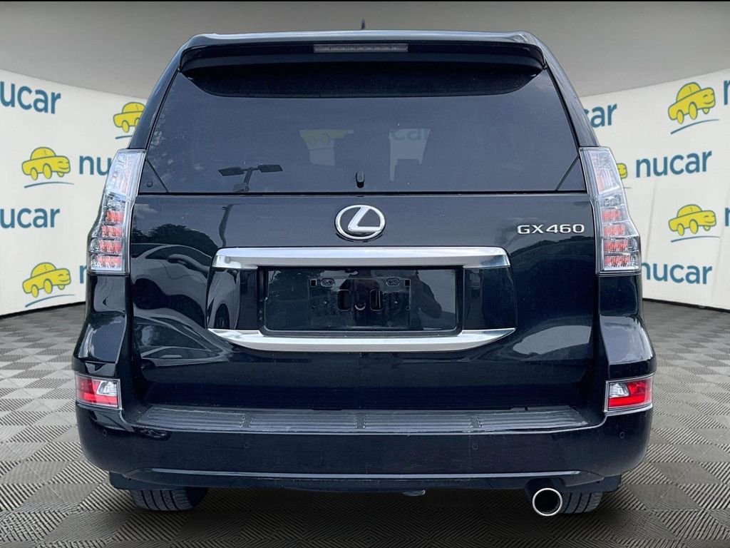 Used 2023 Black Lexus 460 image 3