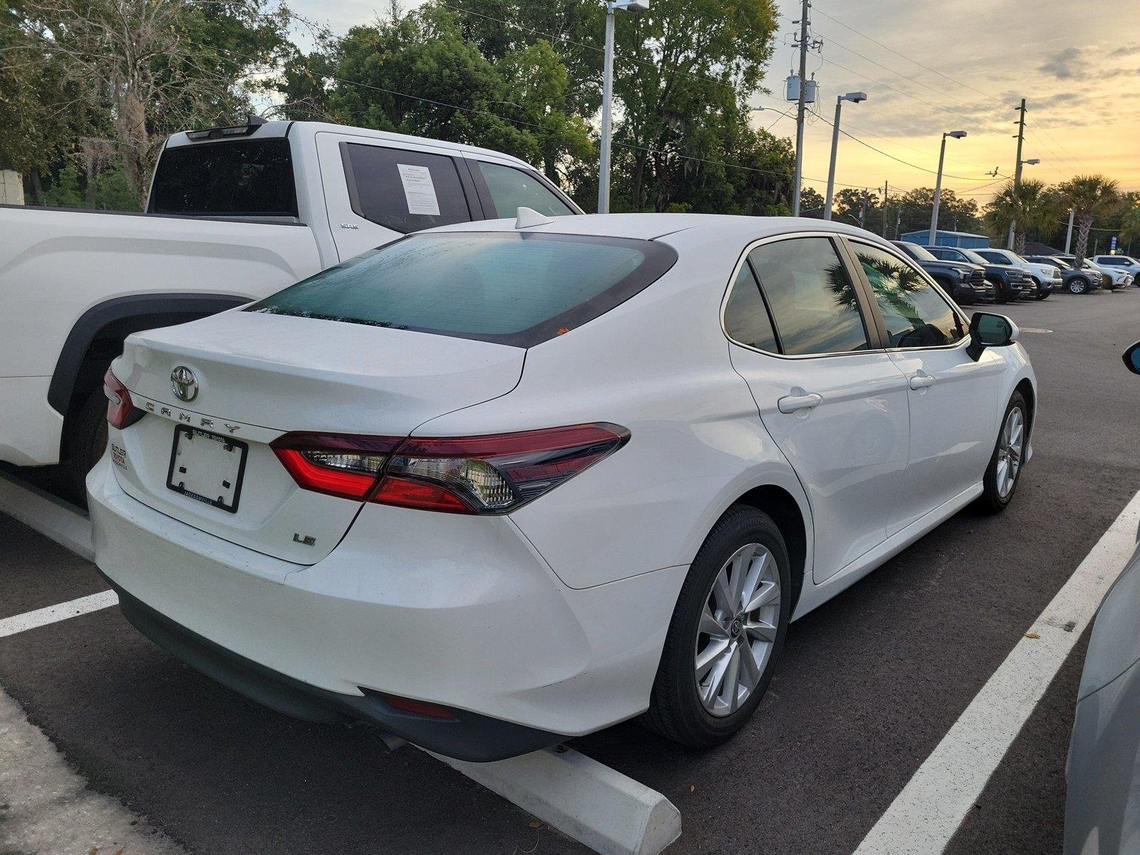 Used 2023 Ice Cap Toyota LE image 3