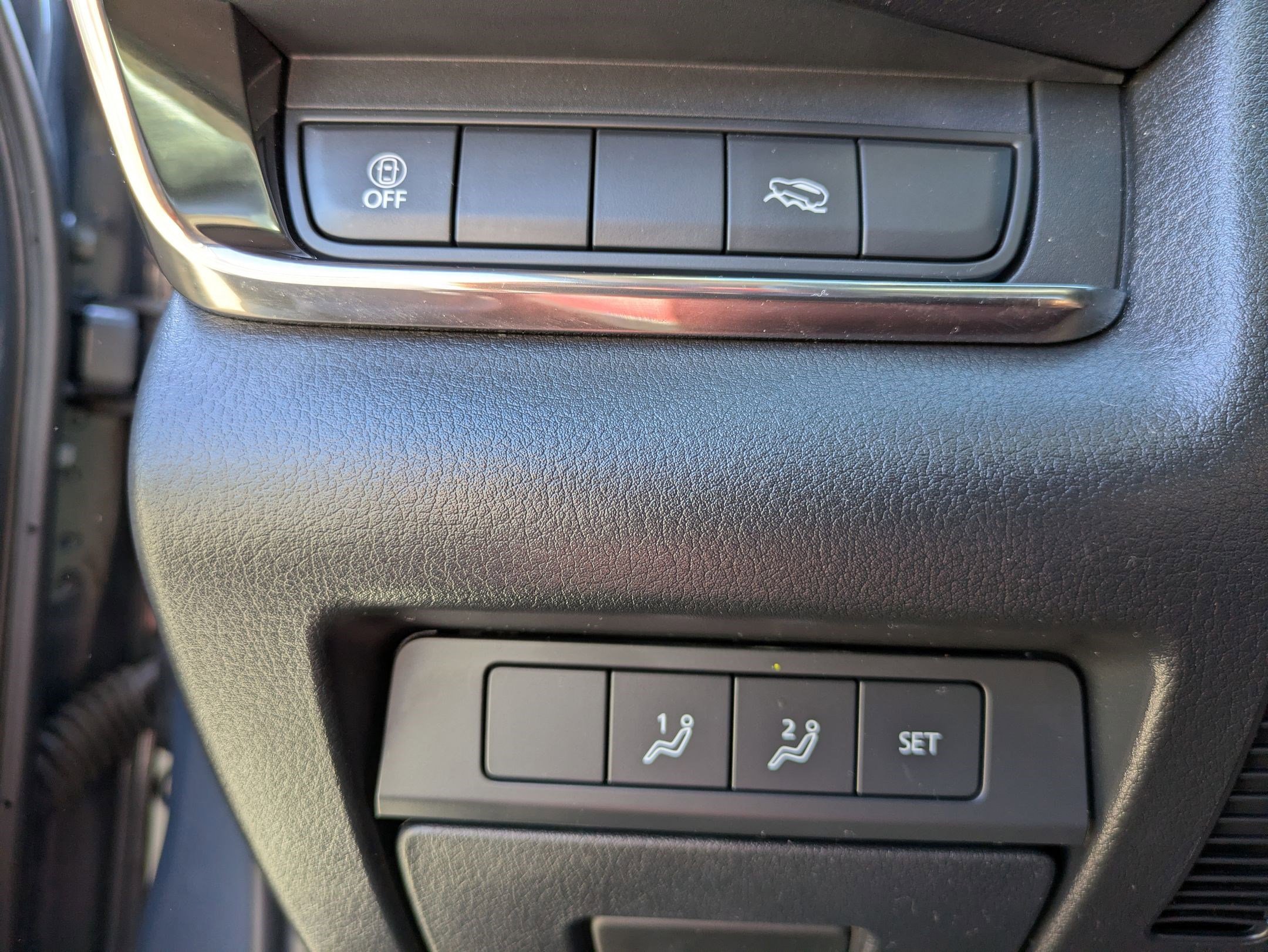 Used 2023 Polymetal Gray Metallic Mazda 2.5 S Carbon Edition image 25