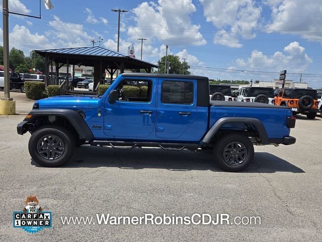 Used 2023 Blue Jeep Sport S image 4
