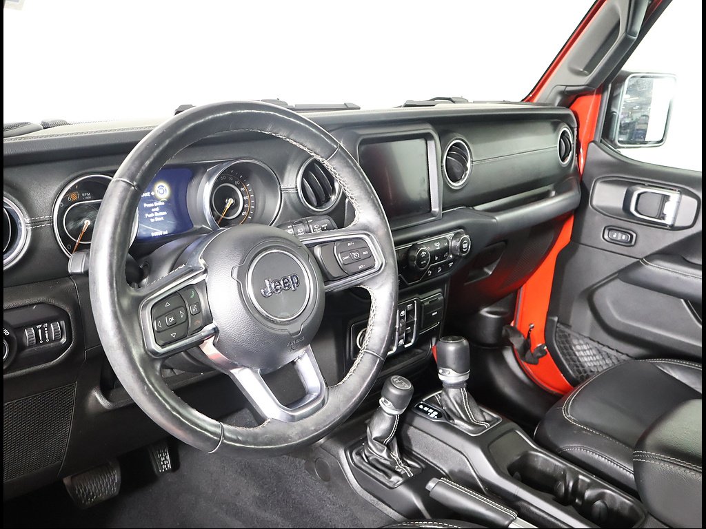 Used 2019 RED Jeep Sahara image 6