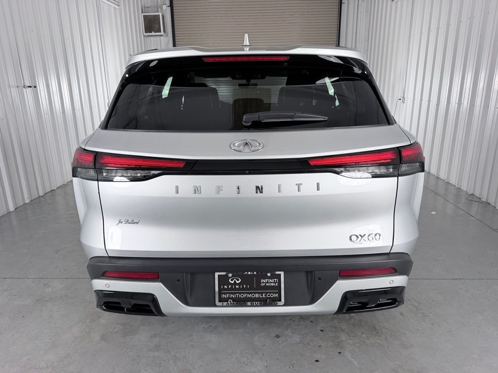 Used 2023 Silver INFINITI PURE image 6
