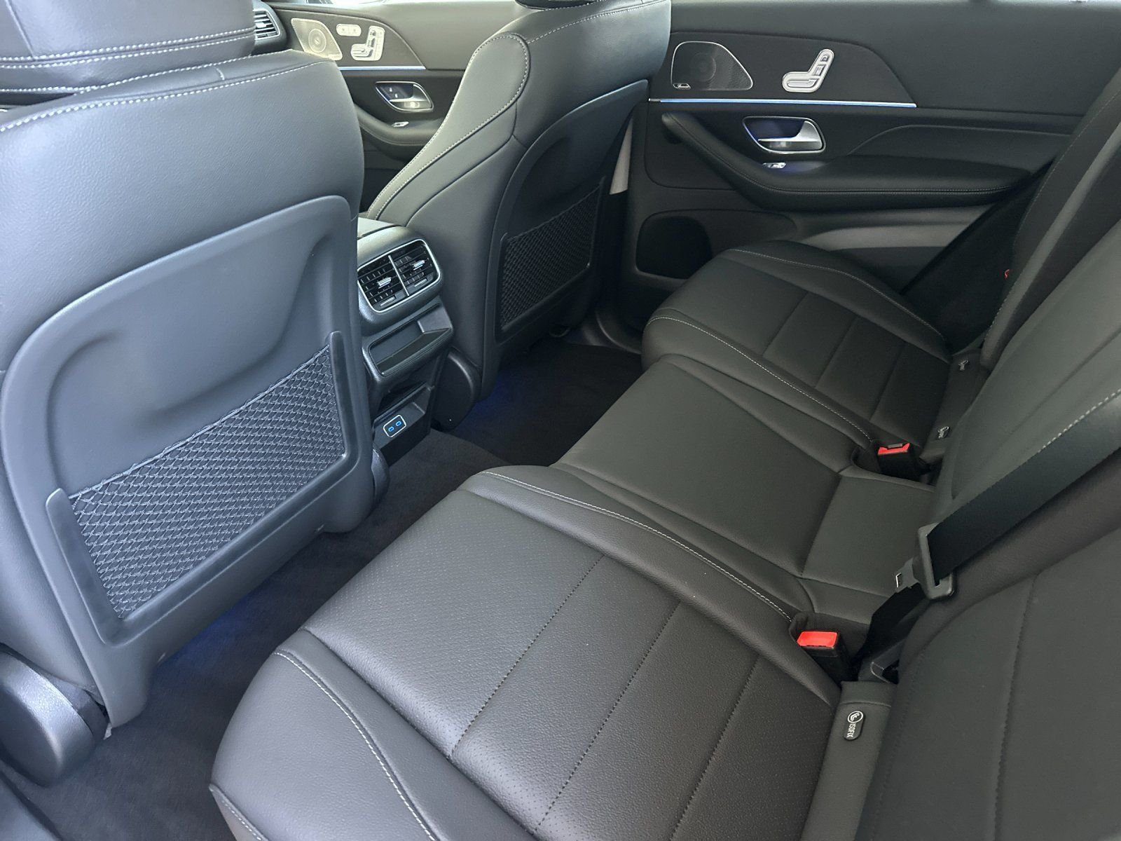 New 2026 Cirrus Silver Metallic Mercedes-Benz 450 image 4