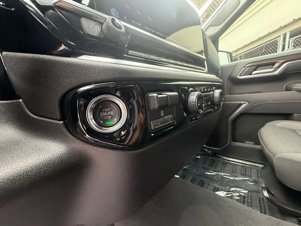 2026 Chevrolet Silverado 1500 LT - Photo 23