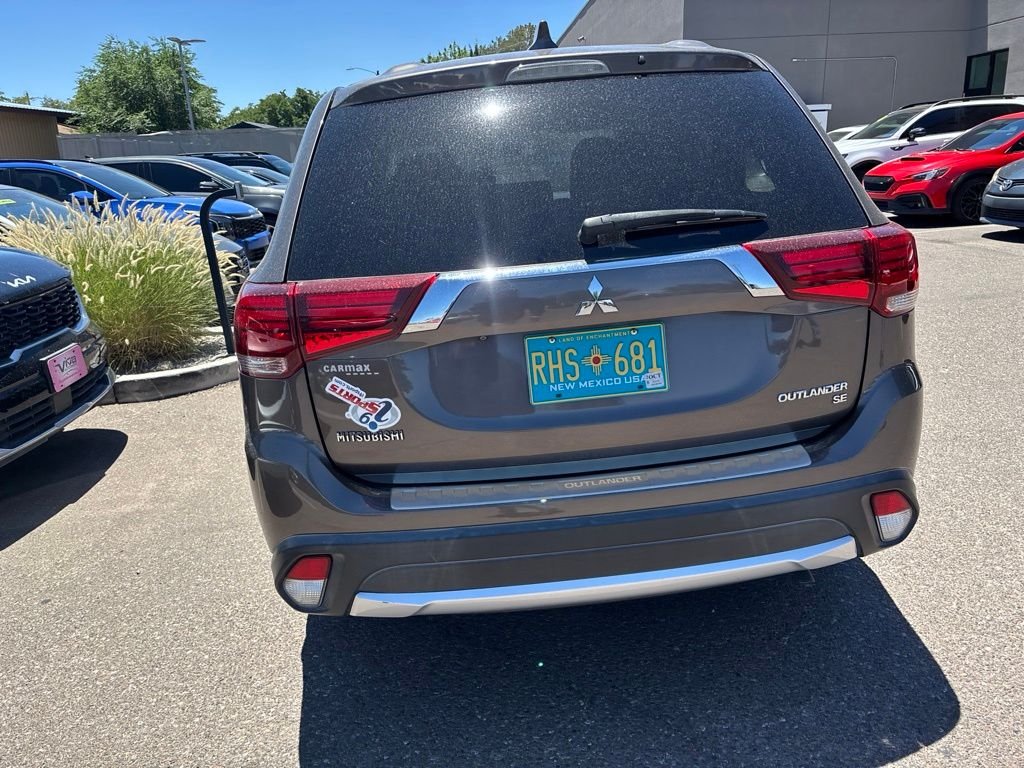Used 2017 Brown Mitsubishi SE image 25