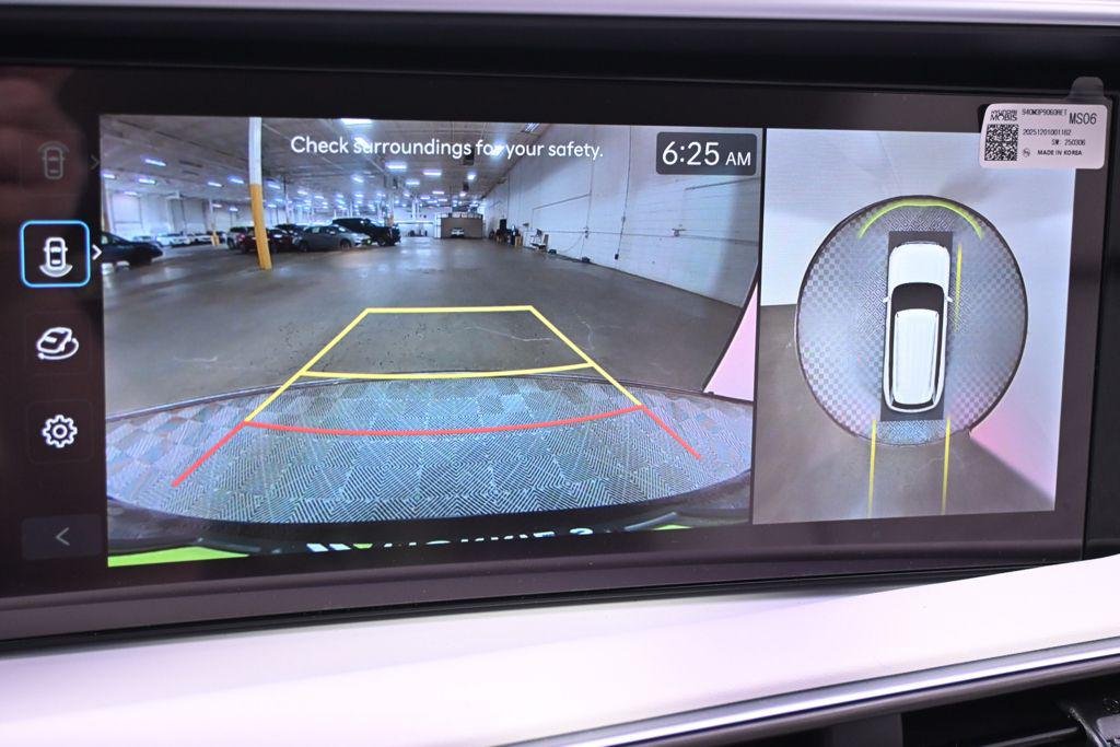 New 2026 Silver Metallic Hyundai SEL Premium AWD image 30