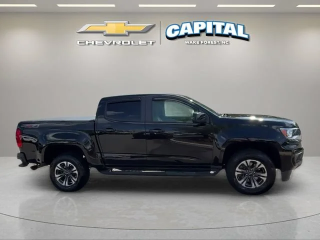 Used 2022 BLACK Chevrolet 4WD Z71 image 6