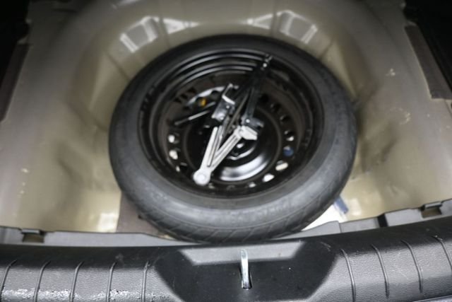 Used 2024 Blue Hyundai SEL image 12