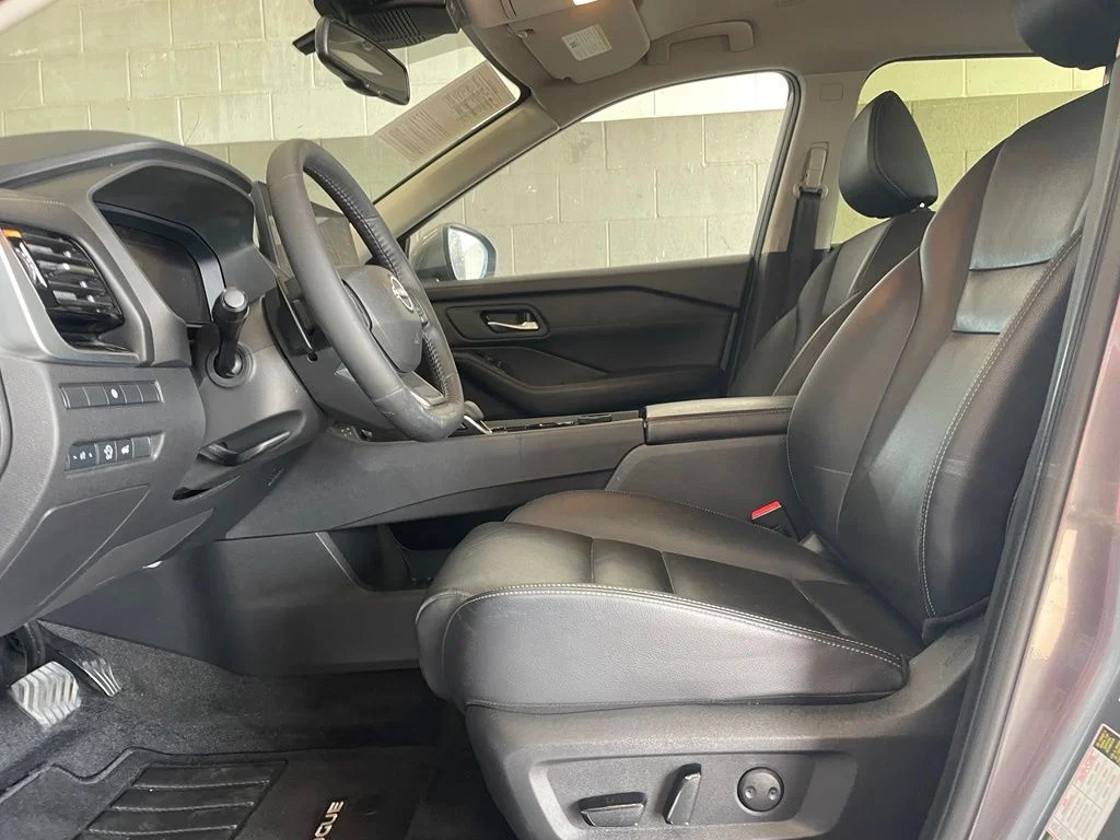 Certified Used 2025 Gray Nissan SL image 10