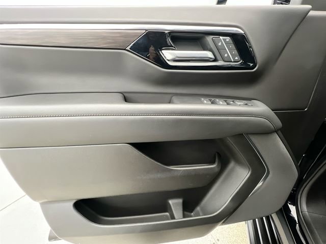 2025 Chevrolet Tahoe LT - Photo 20