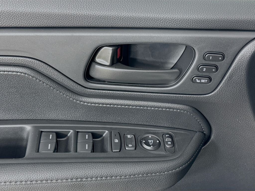 2026 Honda Odyssey EX-L - Photo 23