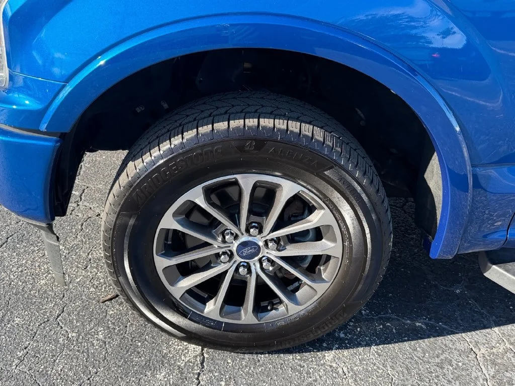 Used 2018 Blue Ford Lariat image 16