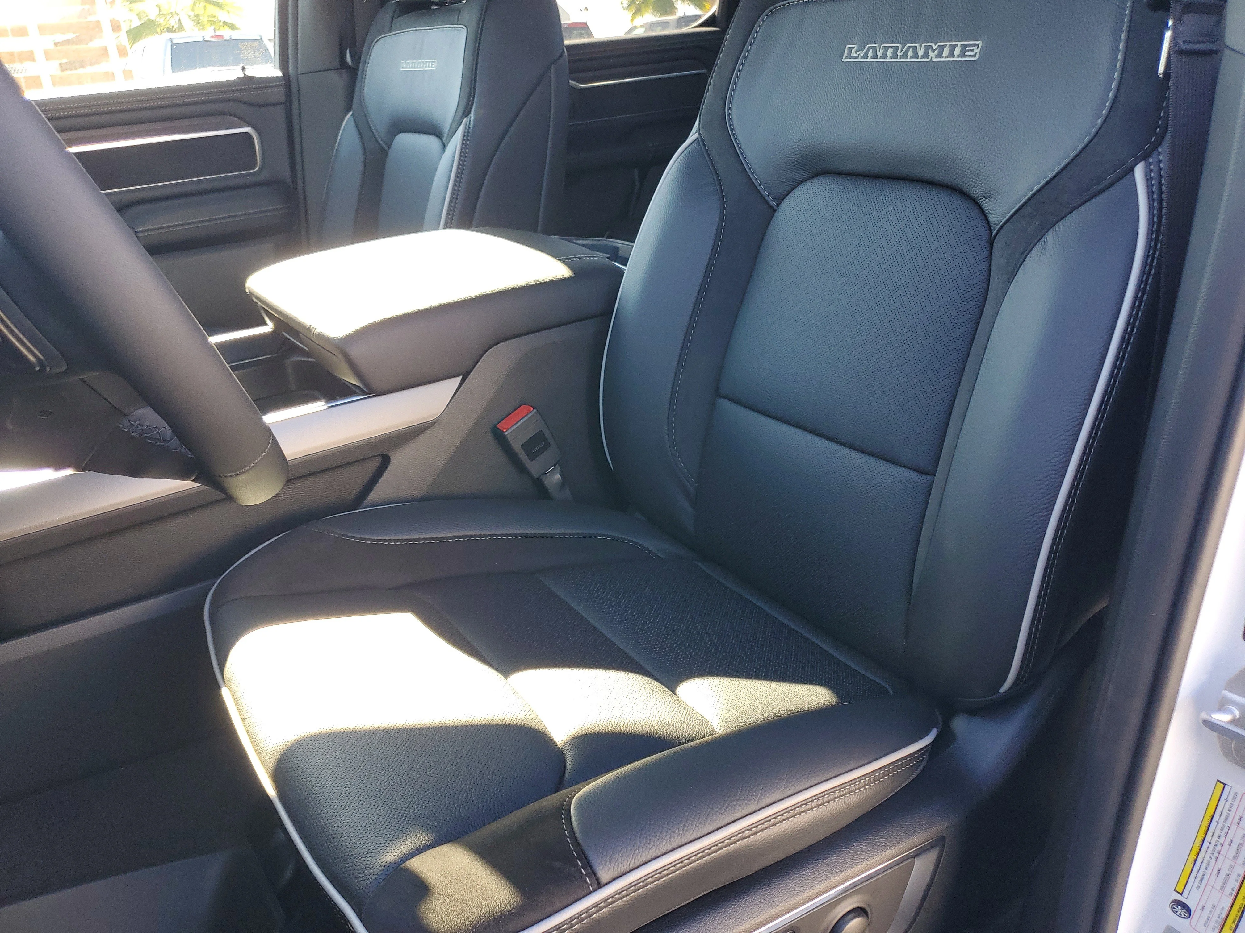 New 2026 Bright White Clear-Coat Exterior Paint RAM Laramie image 12