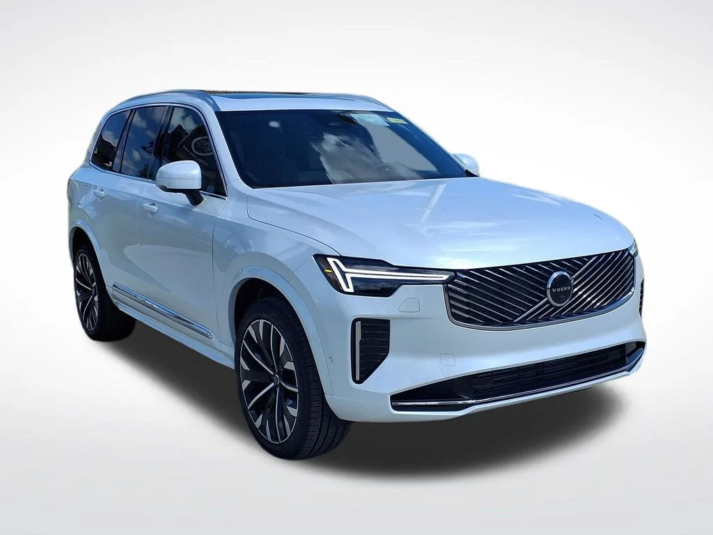 2026 Volvo XC90 Plus