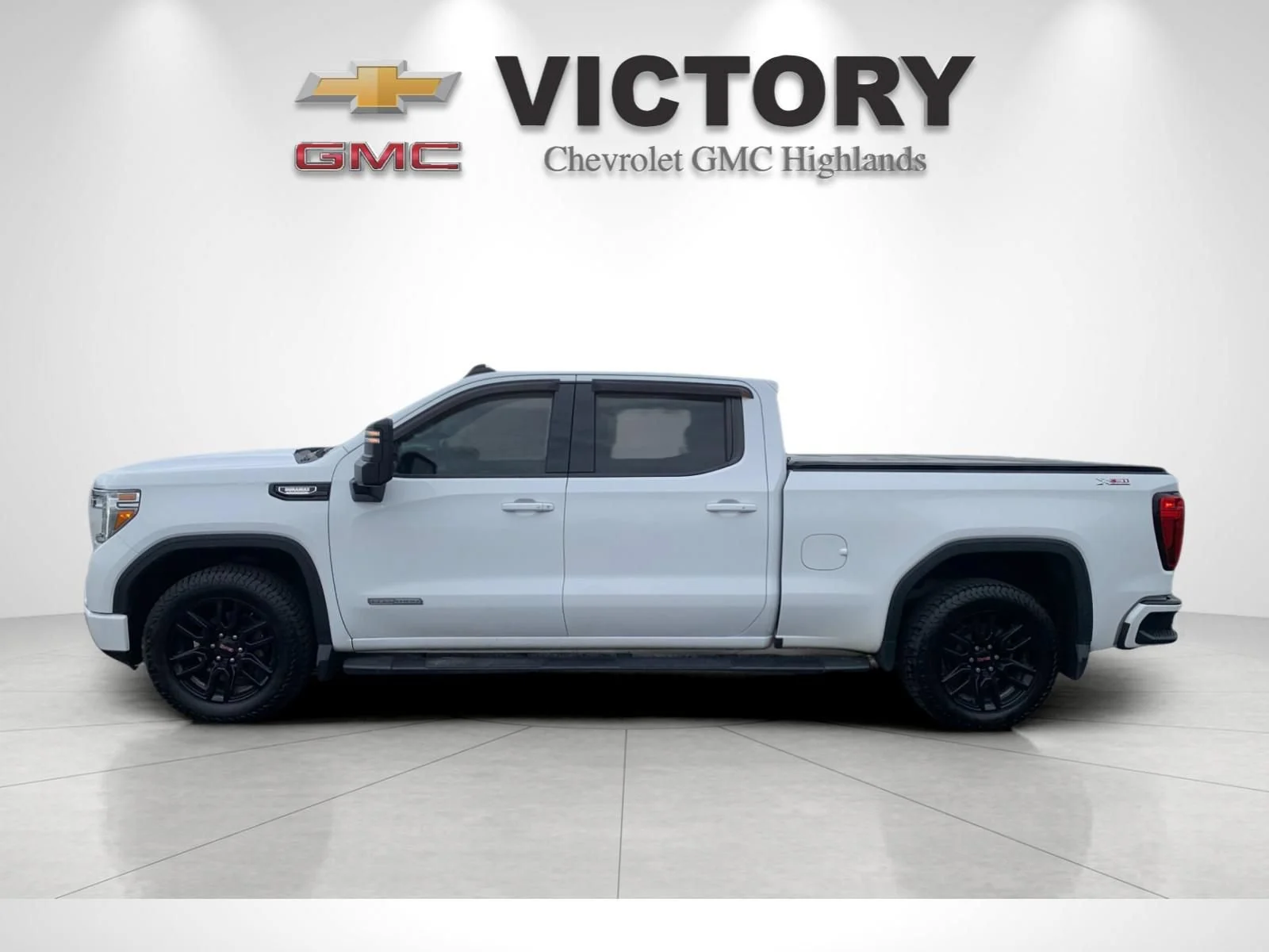 Used 2021 Summit White GMC Elevation image 6