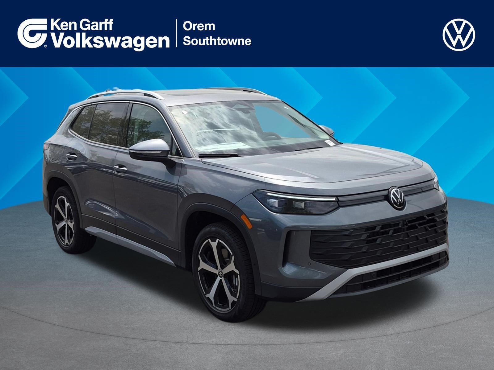 New 2026 Platinum Gray Metallic Volkswagen SE image 1