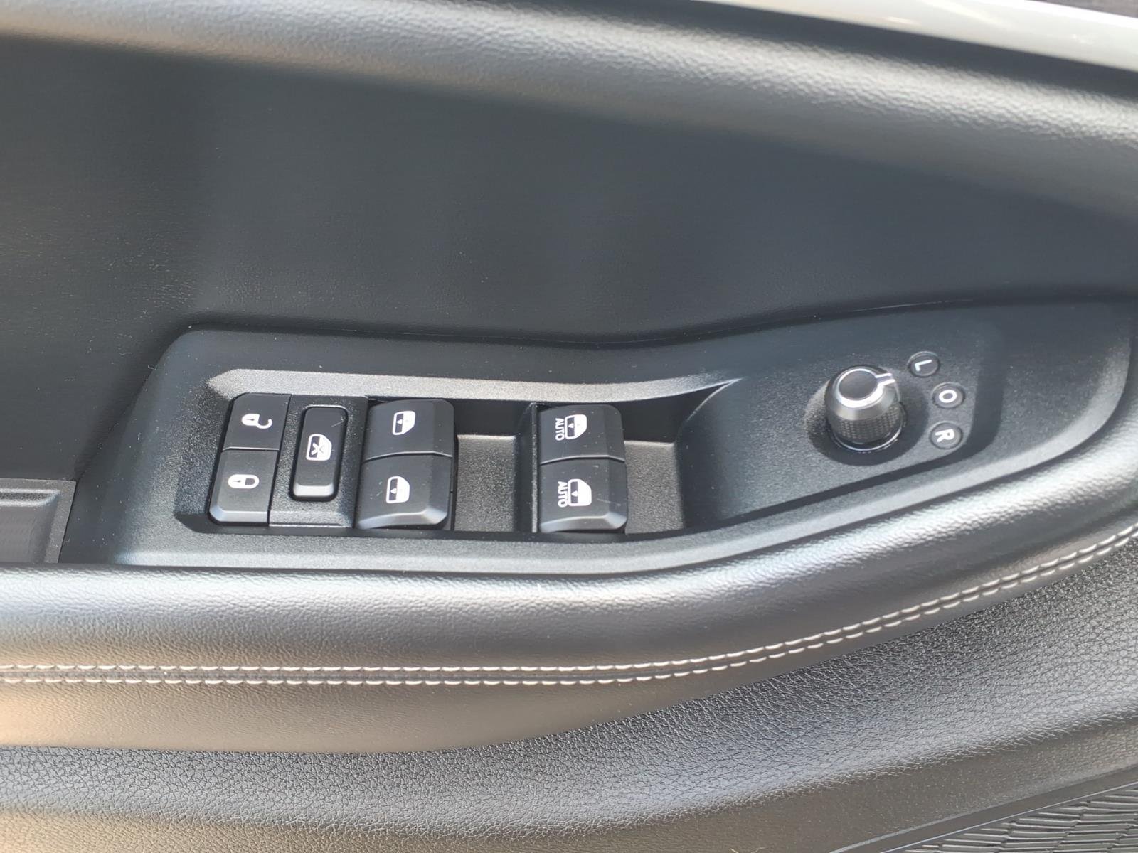 Used 2023 Blue Jeep Limited image 24