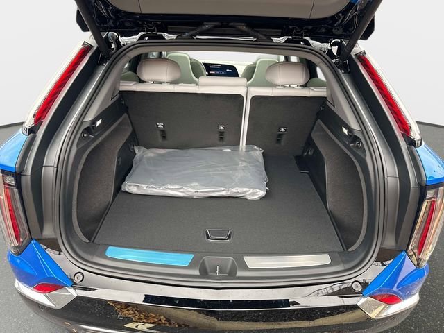 2026 Cadillac OPTIQ Luxury - Photo 6