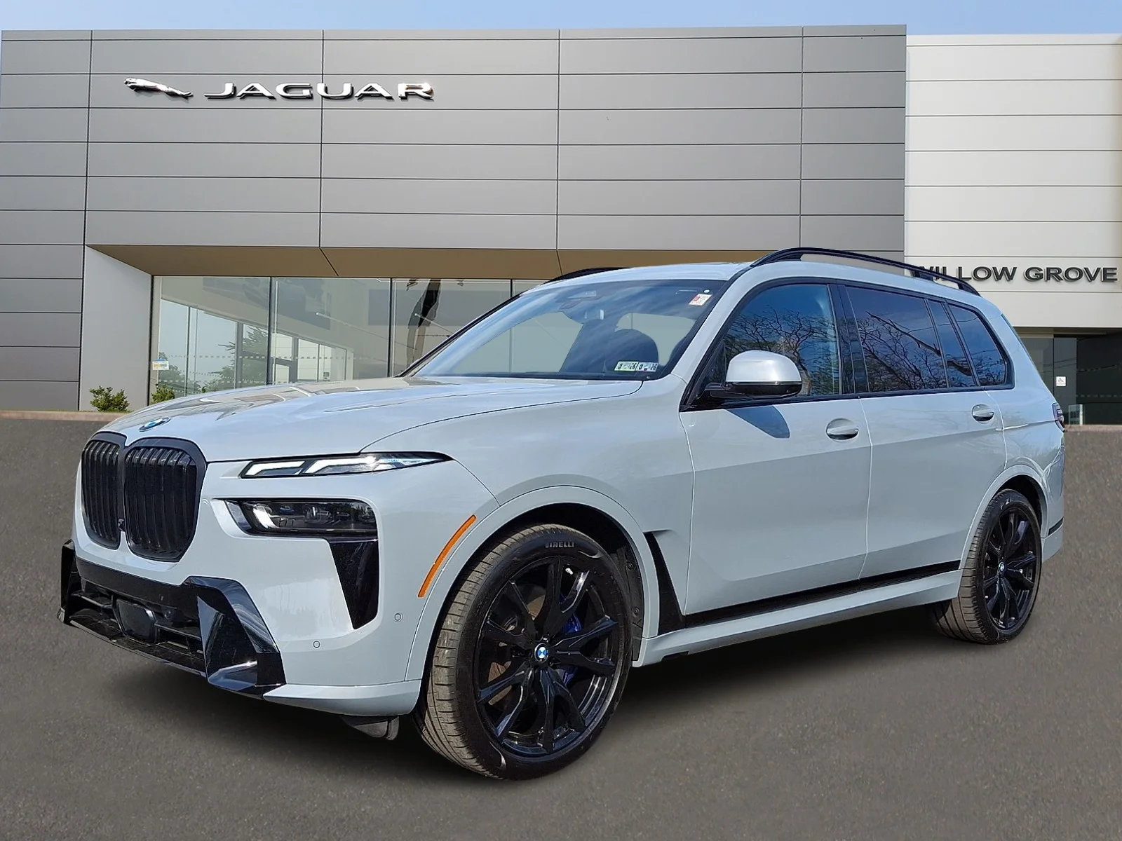 2024 BMW X7 xDrive40i's photo