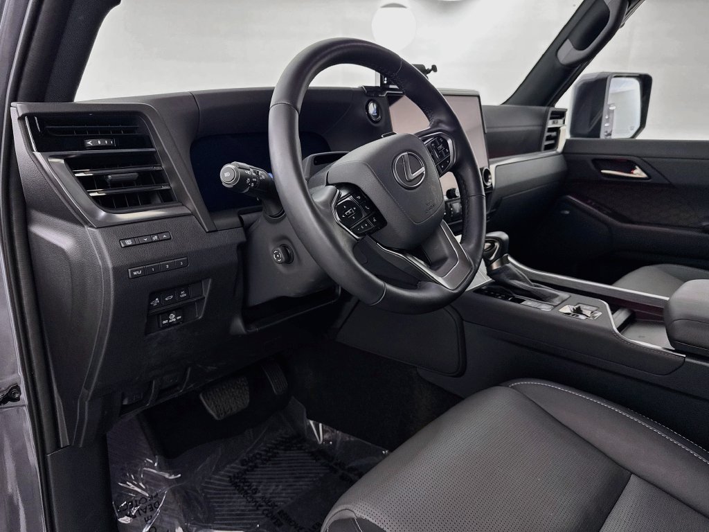 Used 2026 Gray Lexus 550 Luxury+ image 9