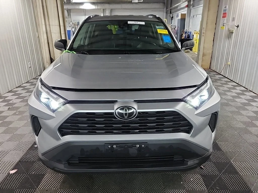 Used 2025 Silver Toyota LE image 10