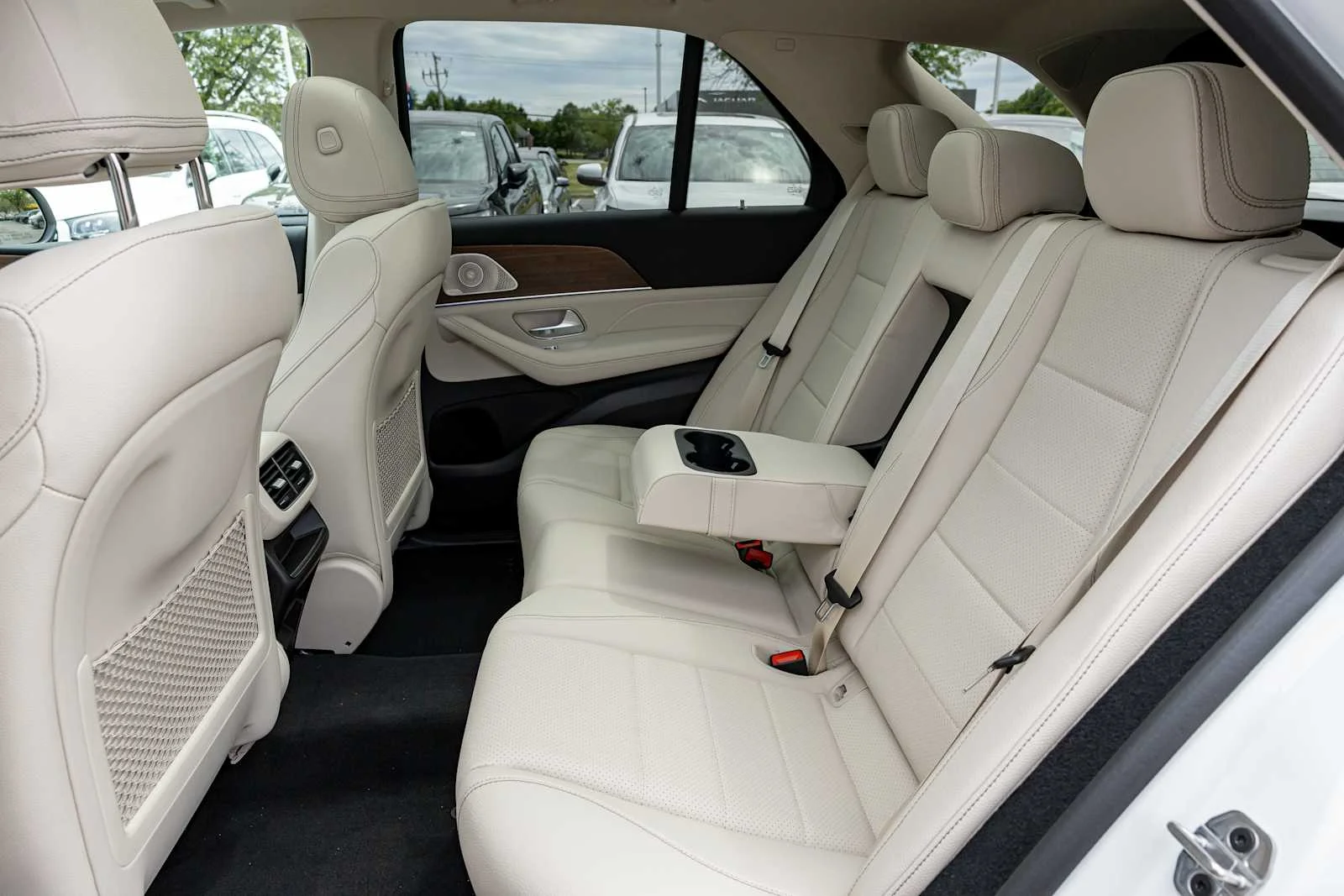 New 2026 Polar White Mercedes-Benz GLE 450 image 26